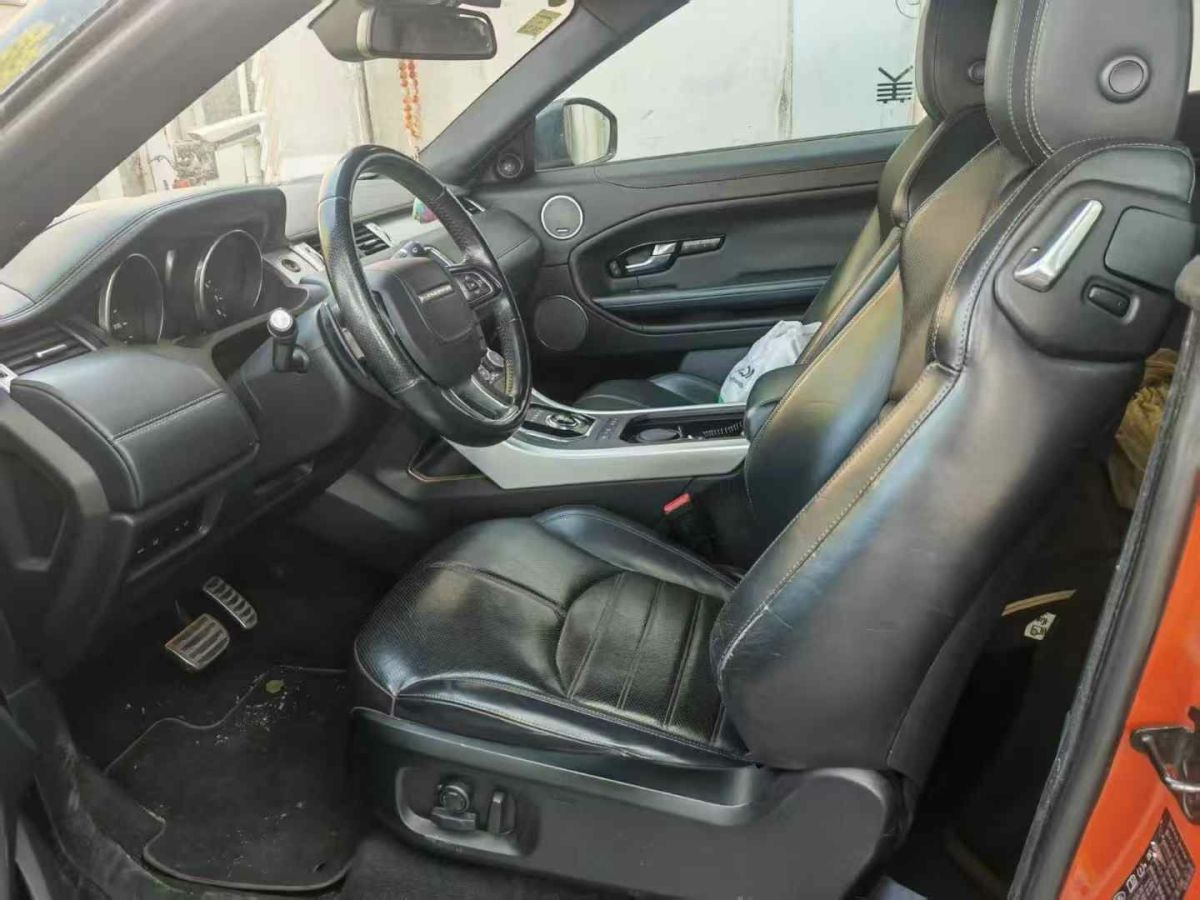 路虎 攬勝  2017款 極光Convertible 2.0T HSE Dynamic 美規(guī)版圖片