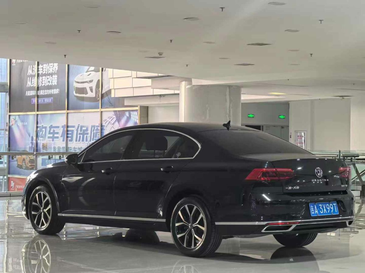 大众 迈腾  2021款 330TSI DSG 30周年纪念版图片