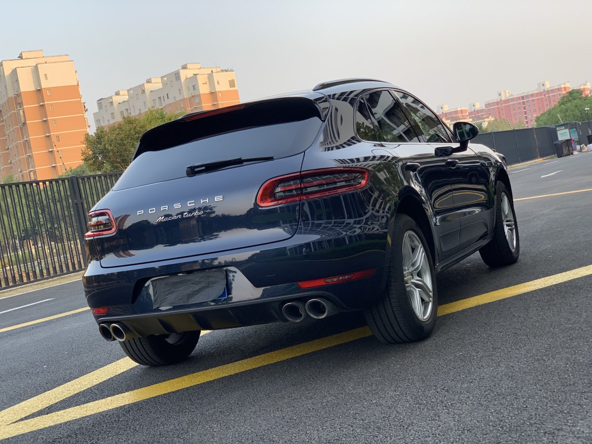 2018年12月保時捷 Macan  2014款 Macan Turbo 3.6T