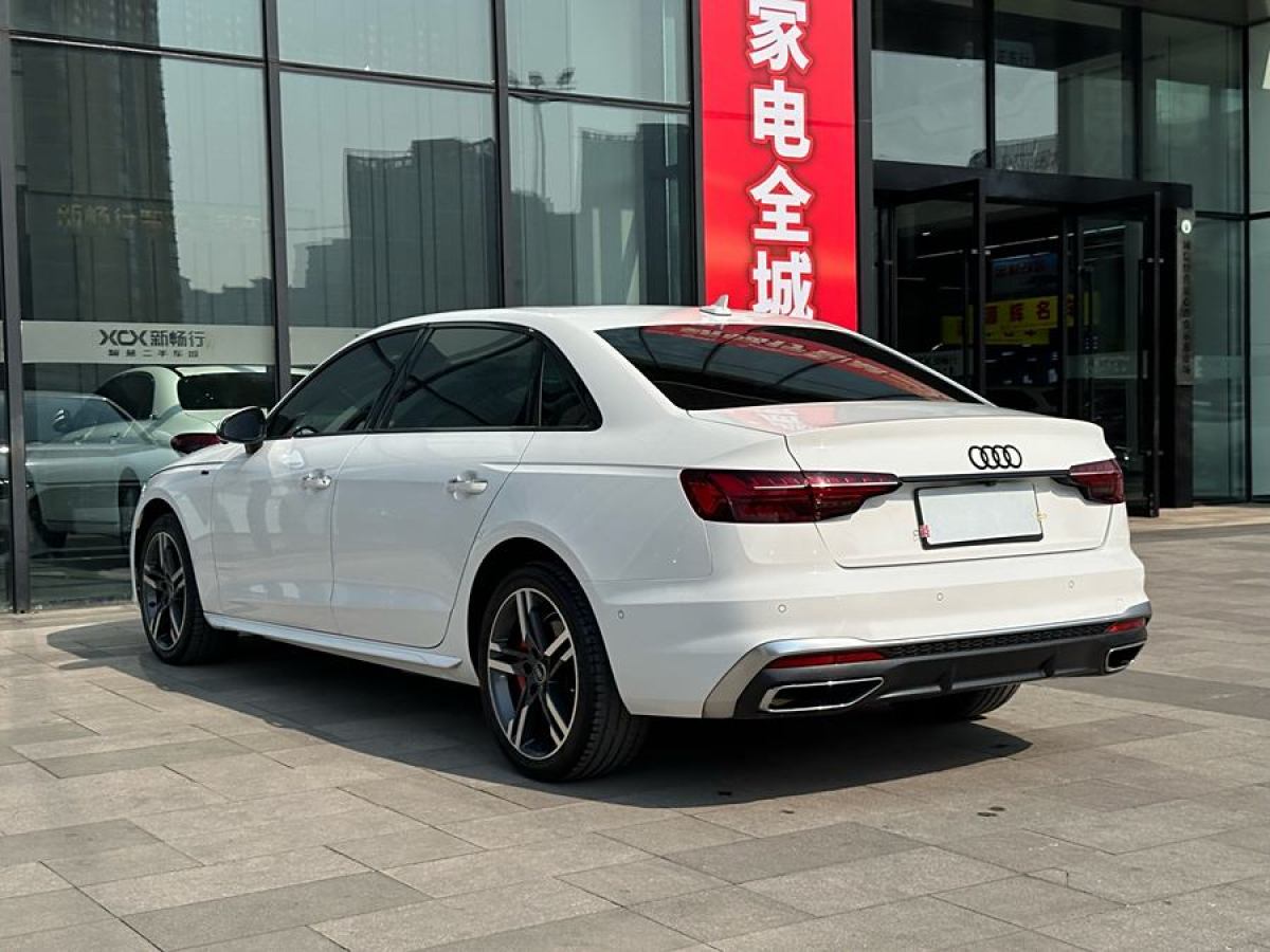 奧迪 奧迪A4L  2020款 40 TFSI 豪華動(dòng)感型圖片