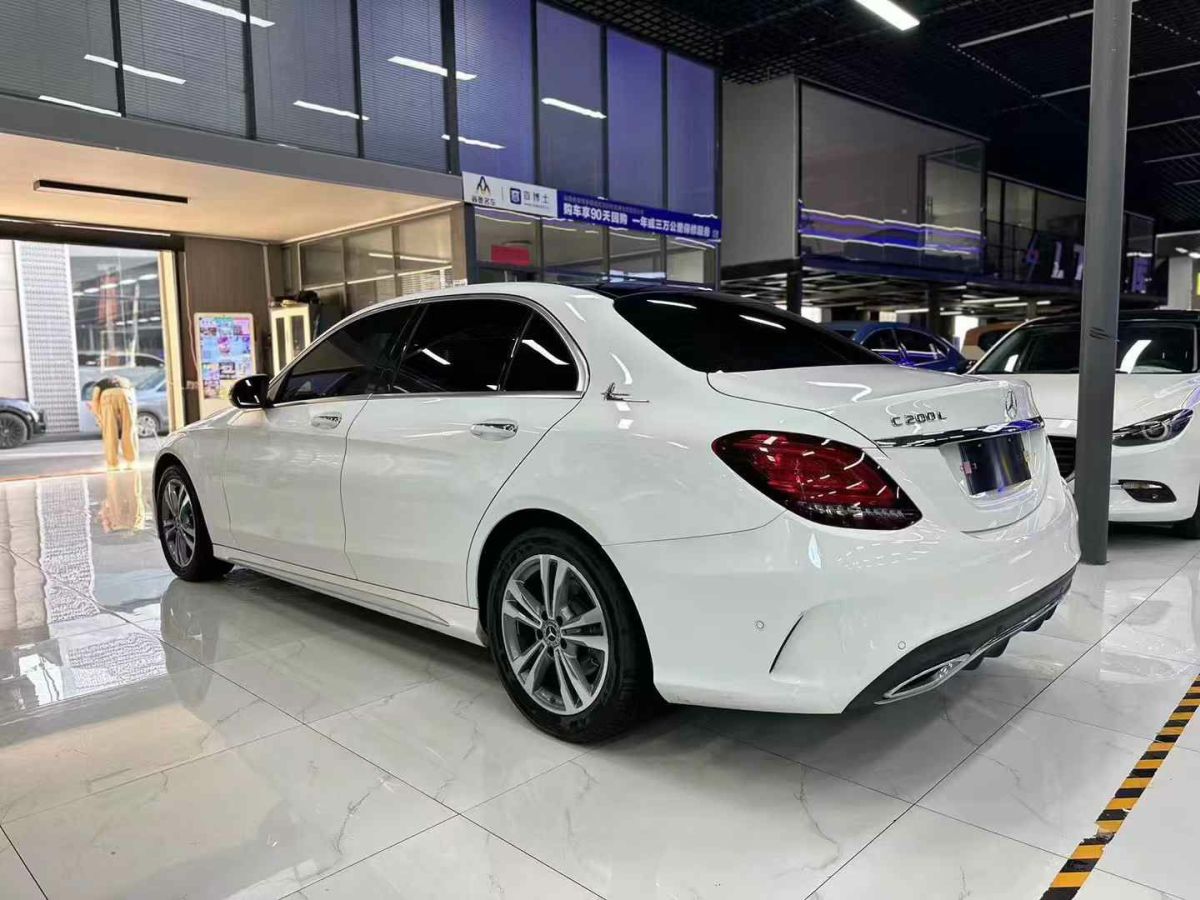 奔馳 奔馳C級(jí)  2020款 C 300 L圖片