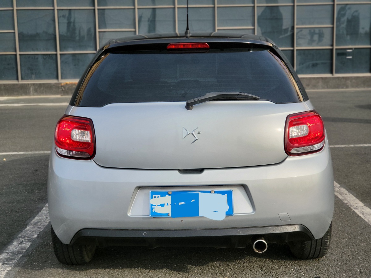 2014年8月DS DS 3經(jīng)典  2012款 1.6L 風(fēng)尚版