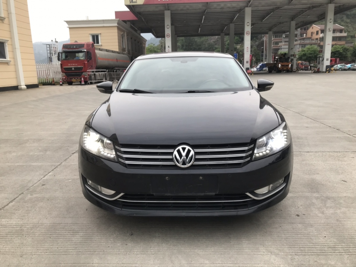 2014年9月大眾 帕薩特  2014款 1.8TSI DSG御尊版