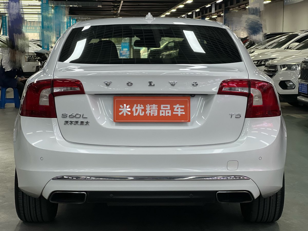 沃尔沃 S60  2016款 S60L 2.0T T5 智驭版图片