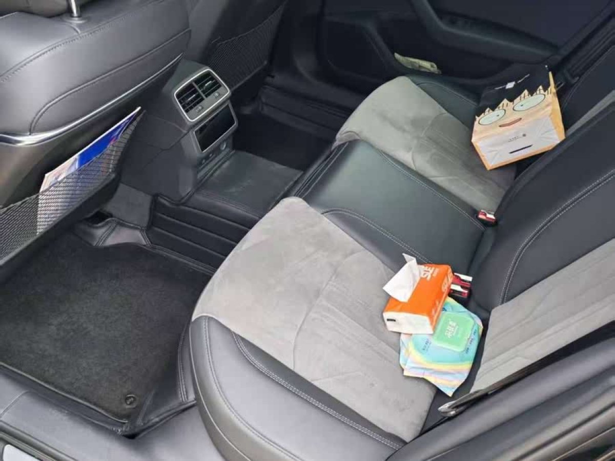 奧迪 奧迪A6L  2024款 45 TFSI 臻選動感型圖片