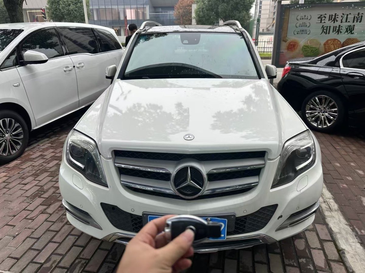 奔馳 奔馳GLK級  2013款 改款 GLK 300 4MATIC 時(shí)尚型圖片