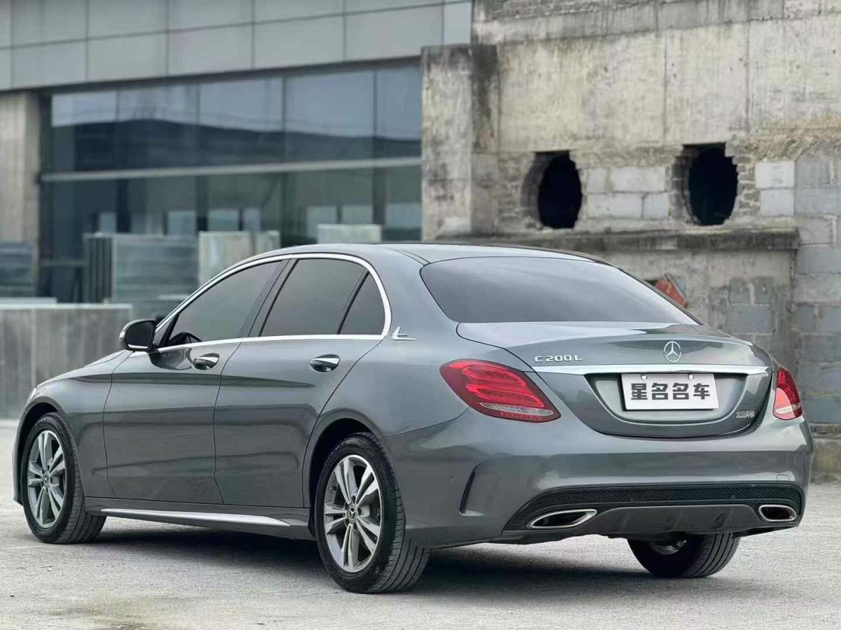 奔馳 奔馳C級(jí)  2018款 C 300 L圖片