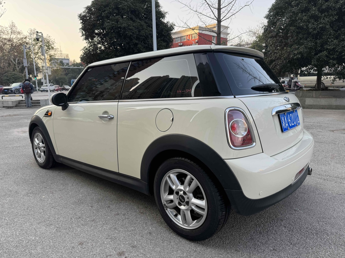 MINI MINI  2012款 1.6L ONE Baker Street圖片