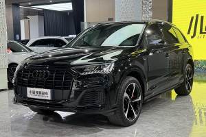 奥迪Q7 奥迪 55 TFSI quattro S line冰雪运动版