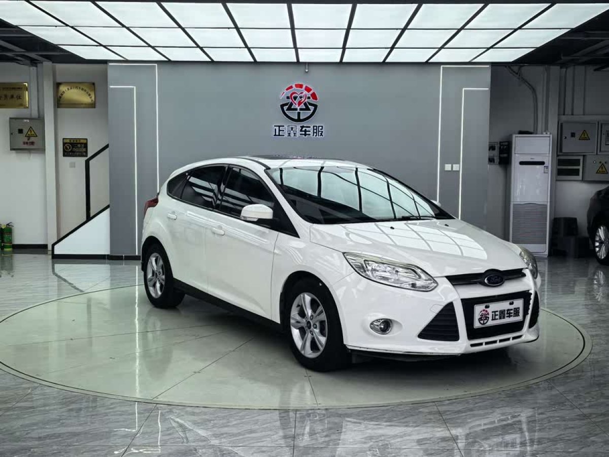 福特 ?？怂? 2012款 兩廂 1.6L 手動(dòng)風(fēng)尚型圖片