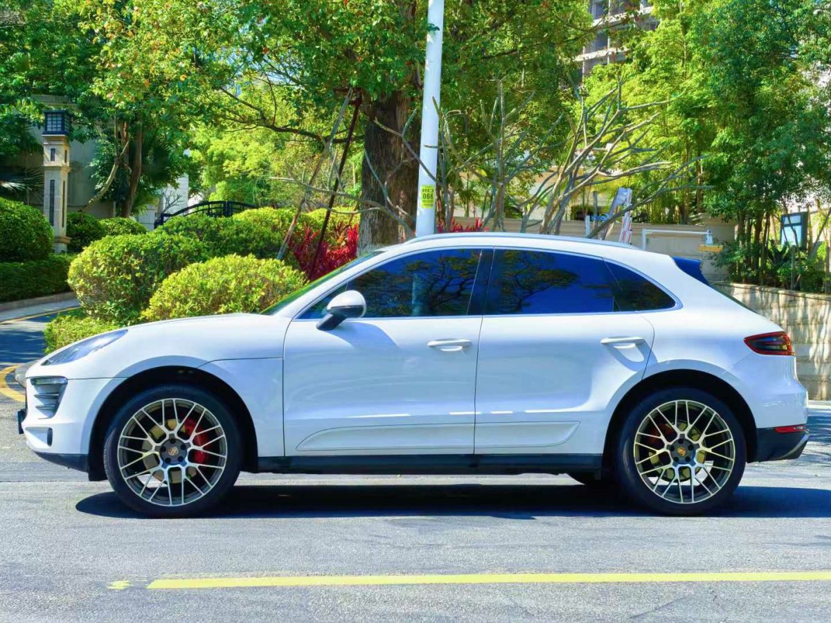 2016年6月保時(shí)捷 Macan  2016款 Macan 2.0T