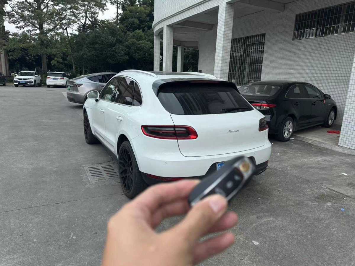 保時(shí)捷 Macan  2014款 Macan 2.0T圖片