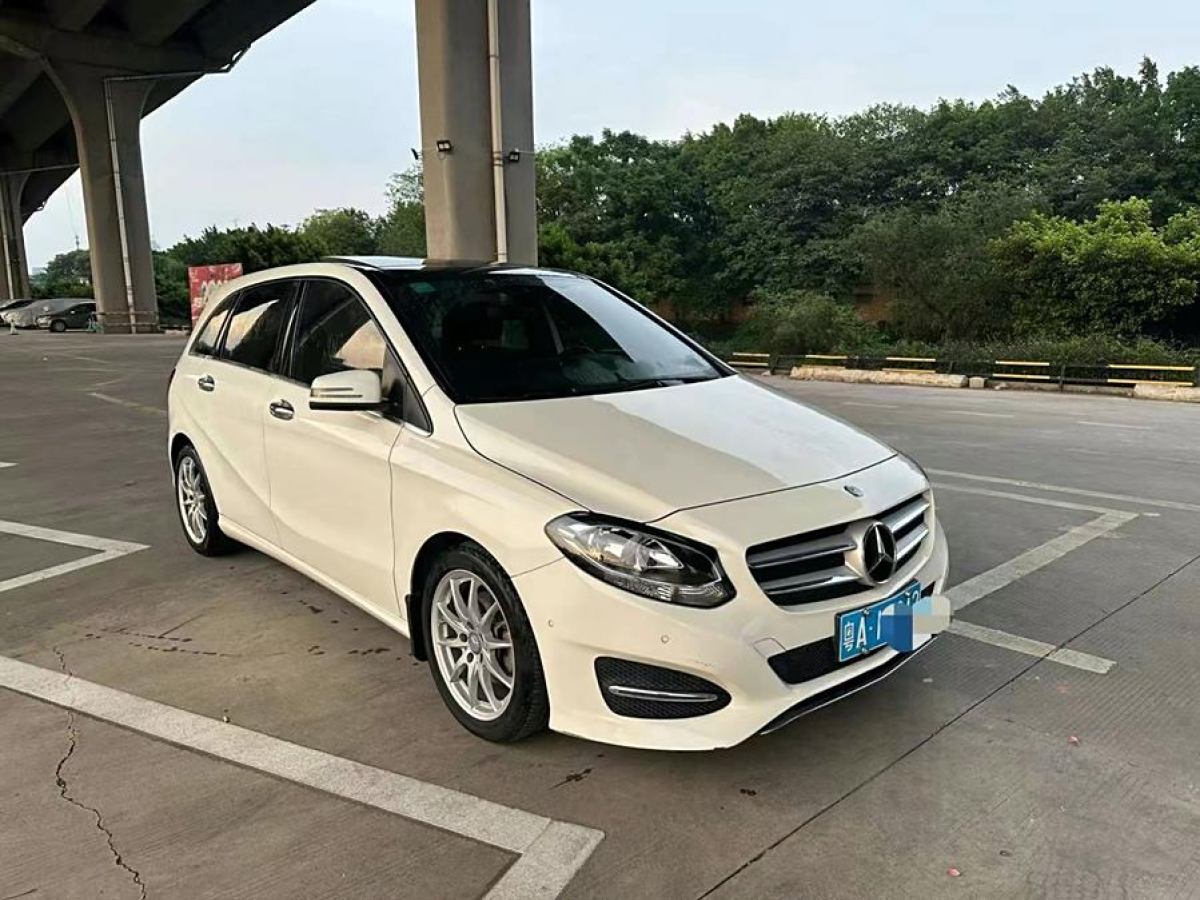 奔驰 奔驰B级  2022款 改款 B 200 动感型图片