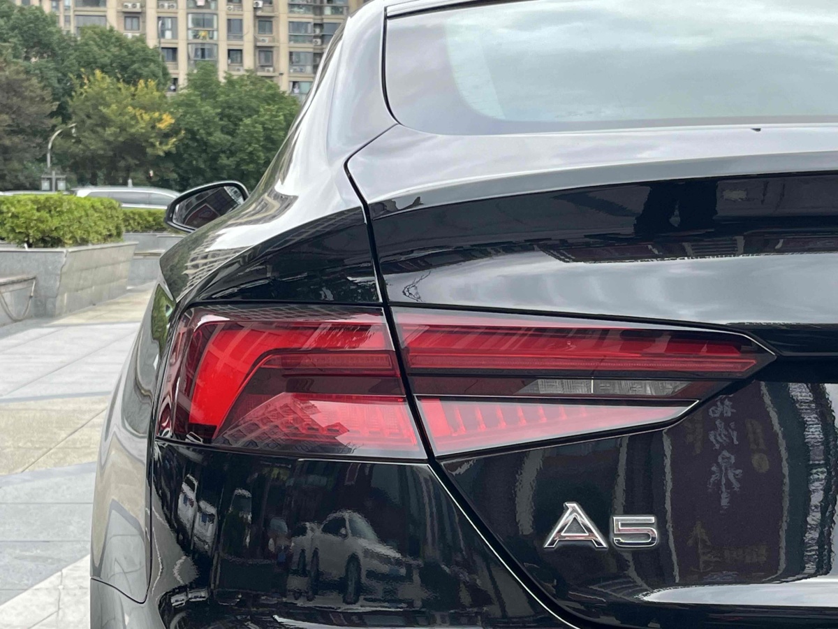 奧迪 奧迪A5  2019款 Sportback 40 TFSI 時(shí)尚型圖片