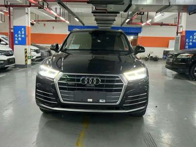2022年1月 奧迪 奧迪Q5 e-tron 40 e-tron 星耀型 機甲套裝圖片