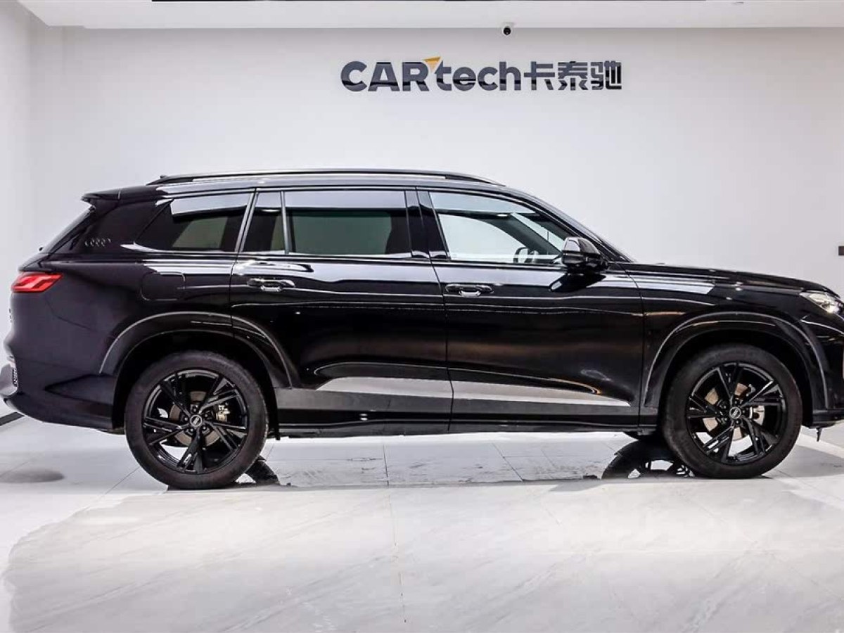 奧迪 奧迪Q6  2022款 45 TFSI quattro 黑武士版圖片