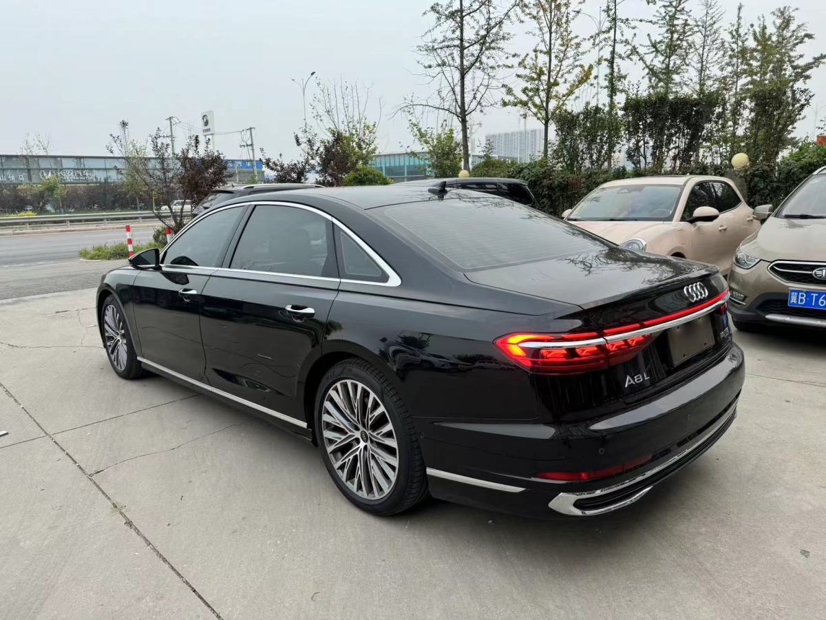 奧迪 奧迪A8  2024款 A8L 50 TFSI quattro 臻選型圖片