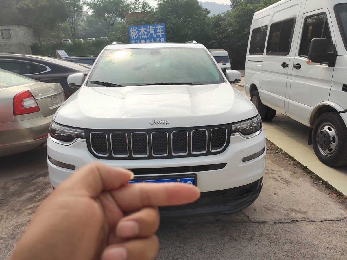 Jeep 指揮官  2018款 2.0T 兩驅樂享版 國VI圖片