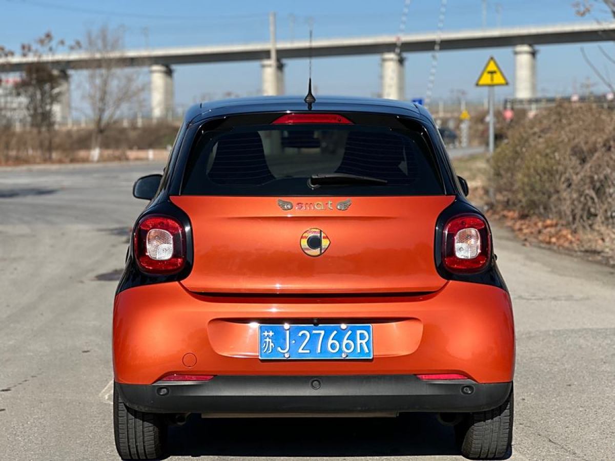 smart forfour  2016款 1.0L 52千瓦激情版圖片