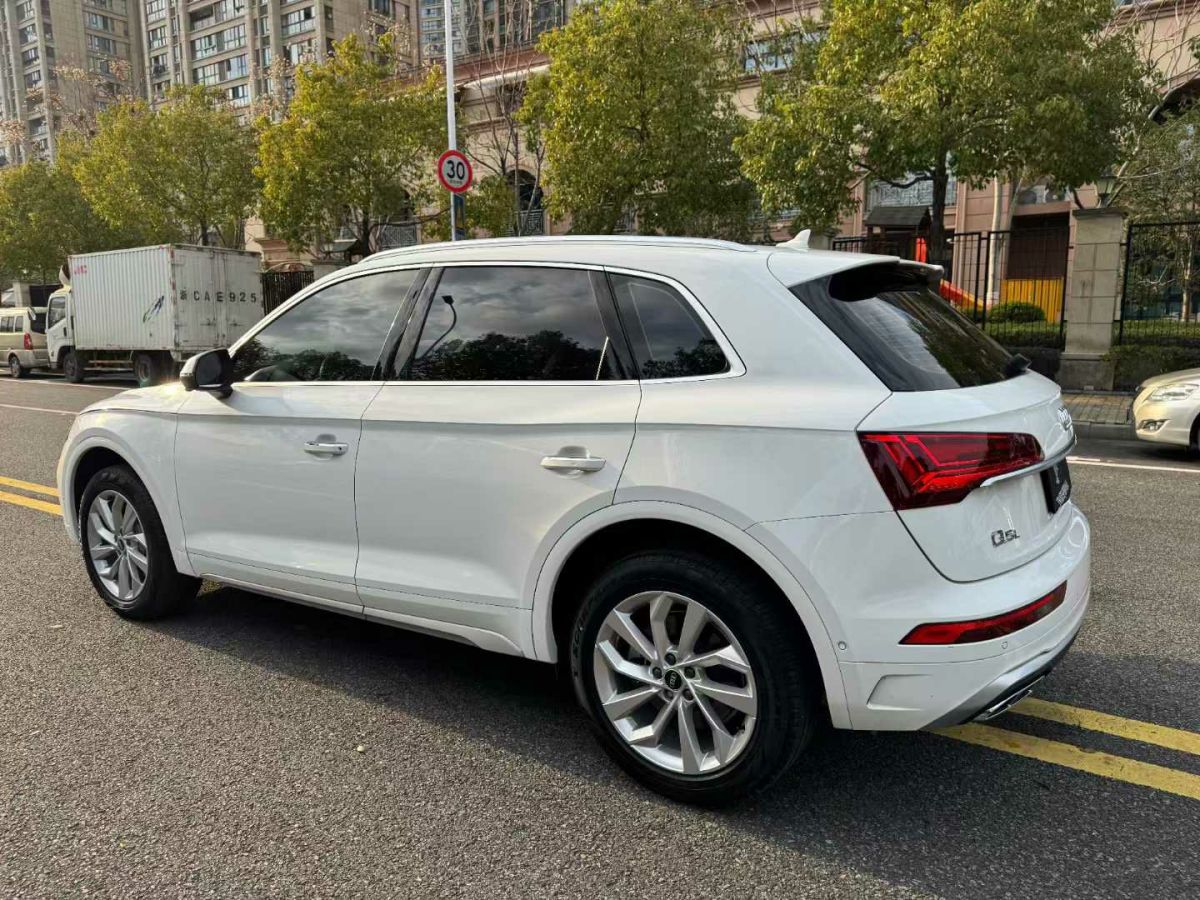 奧迪 奧迪Q3  2022款 40 TFSI RS套件燃速型圖片