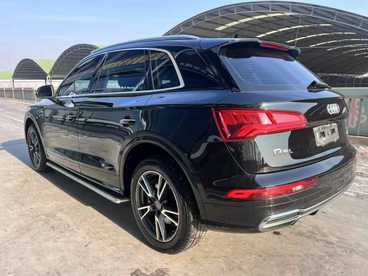 奧迪 奧迪Q3  2019款  35 TFSI 時尚動感型圖片