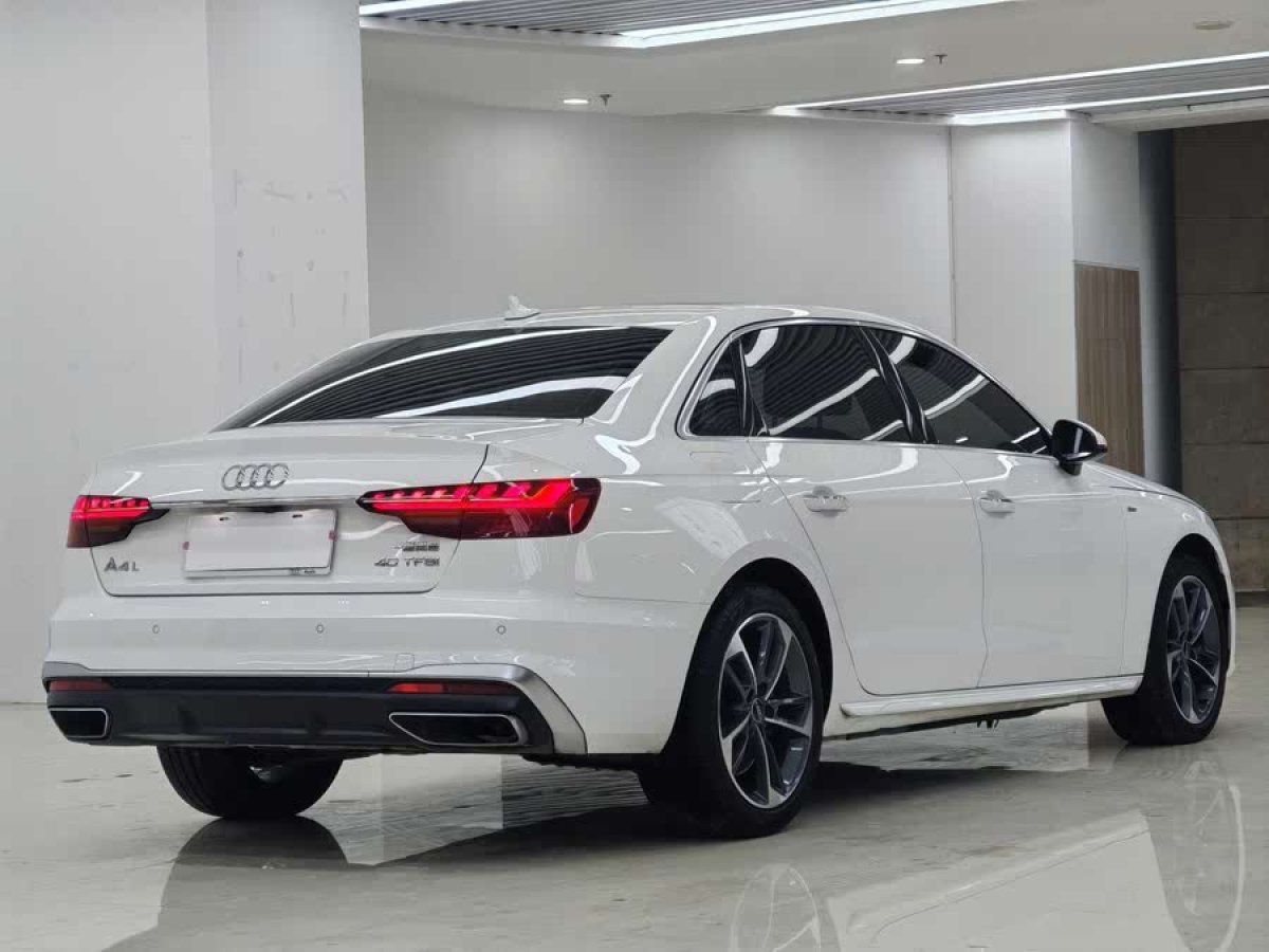 奧迪 奧迪A4L  2022款 40 TFSI 時尚動感型圖片
