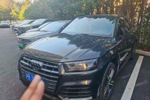 奧迪Q3 奧迪 35 TFSI 時尚動感型