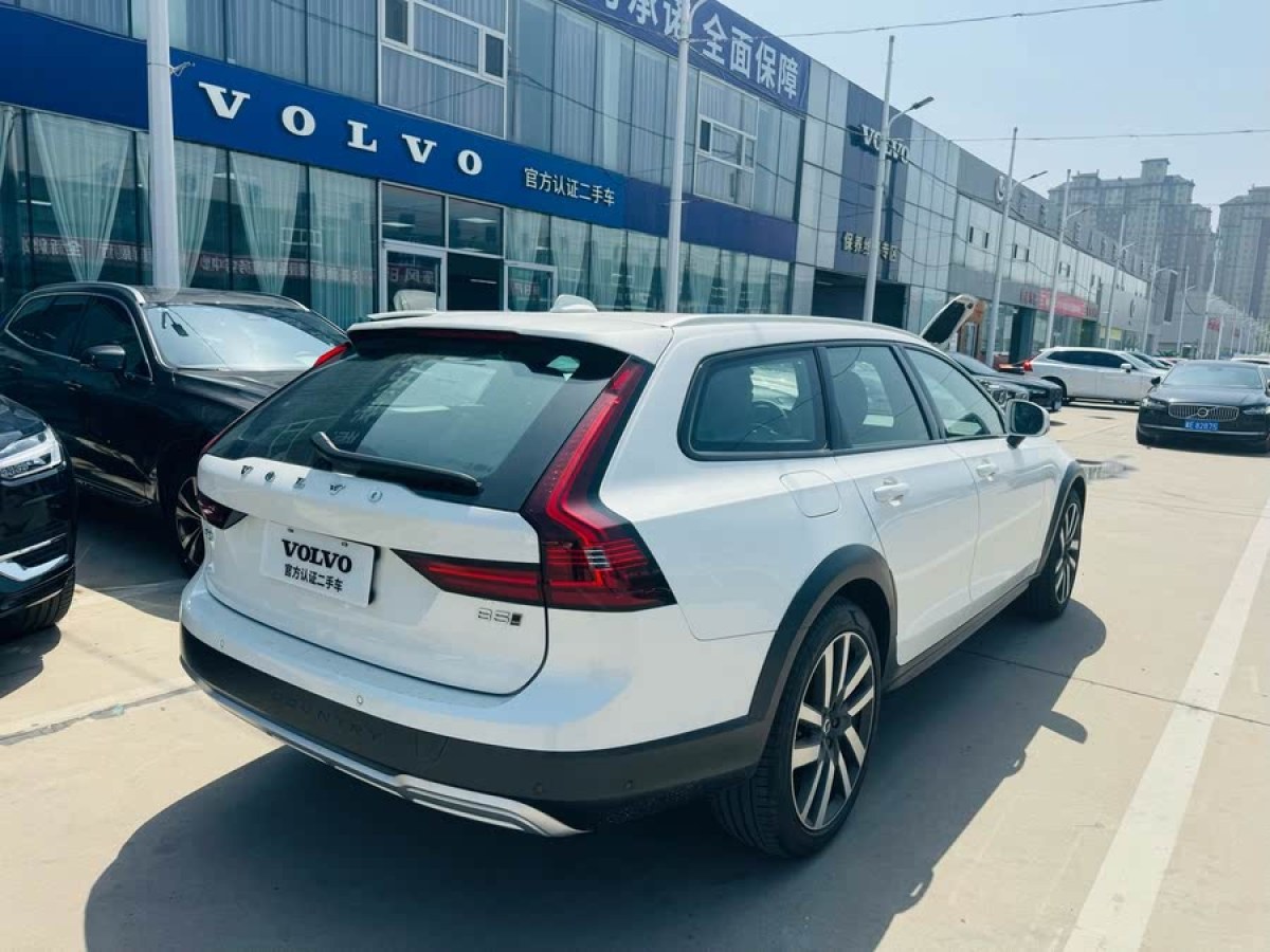 沃爾沃 V90  2024款 Cross Country B5 AWD 智尊版圖片
