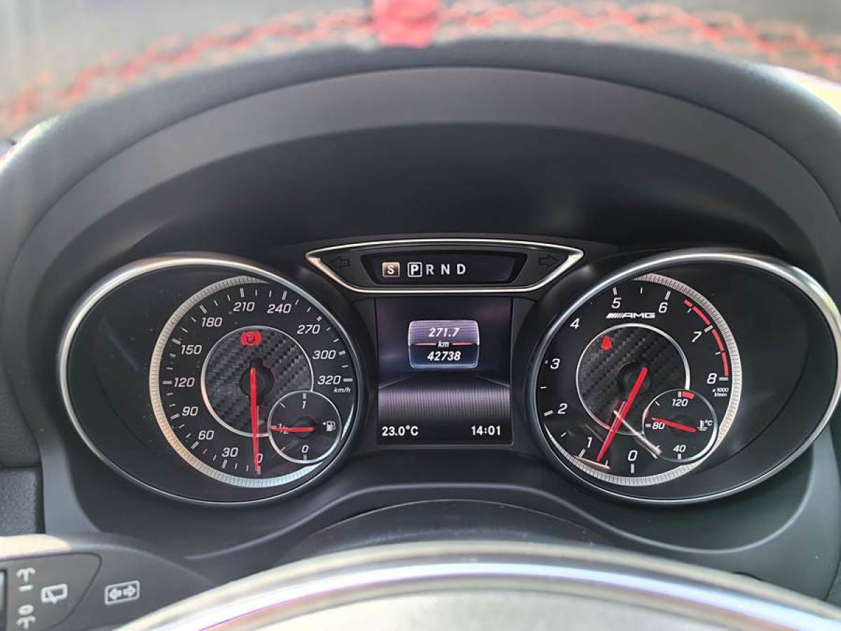 奔驰 奔驰GLA AMG  2017款 改款 AMG GLA 45 4MATIC图片