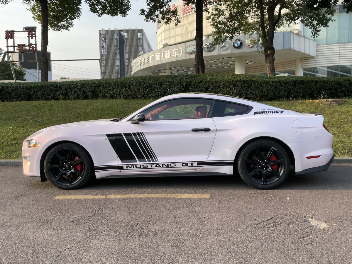 2019年10月福特 Mustang  2019款 2.3L EcoBoost