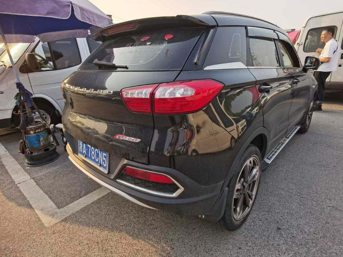 獵豹 獵豹CS9  2018款  1.5T CVT 70周年紀念型圖片