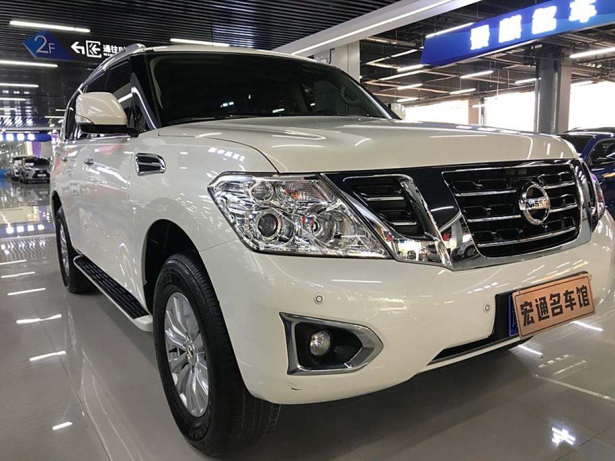 日產(chǎn) 途樂(lè)  2018款 4.0L 領(lǐng)英型圖片