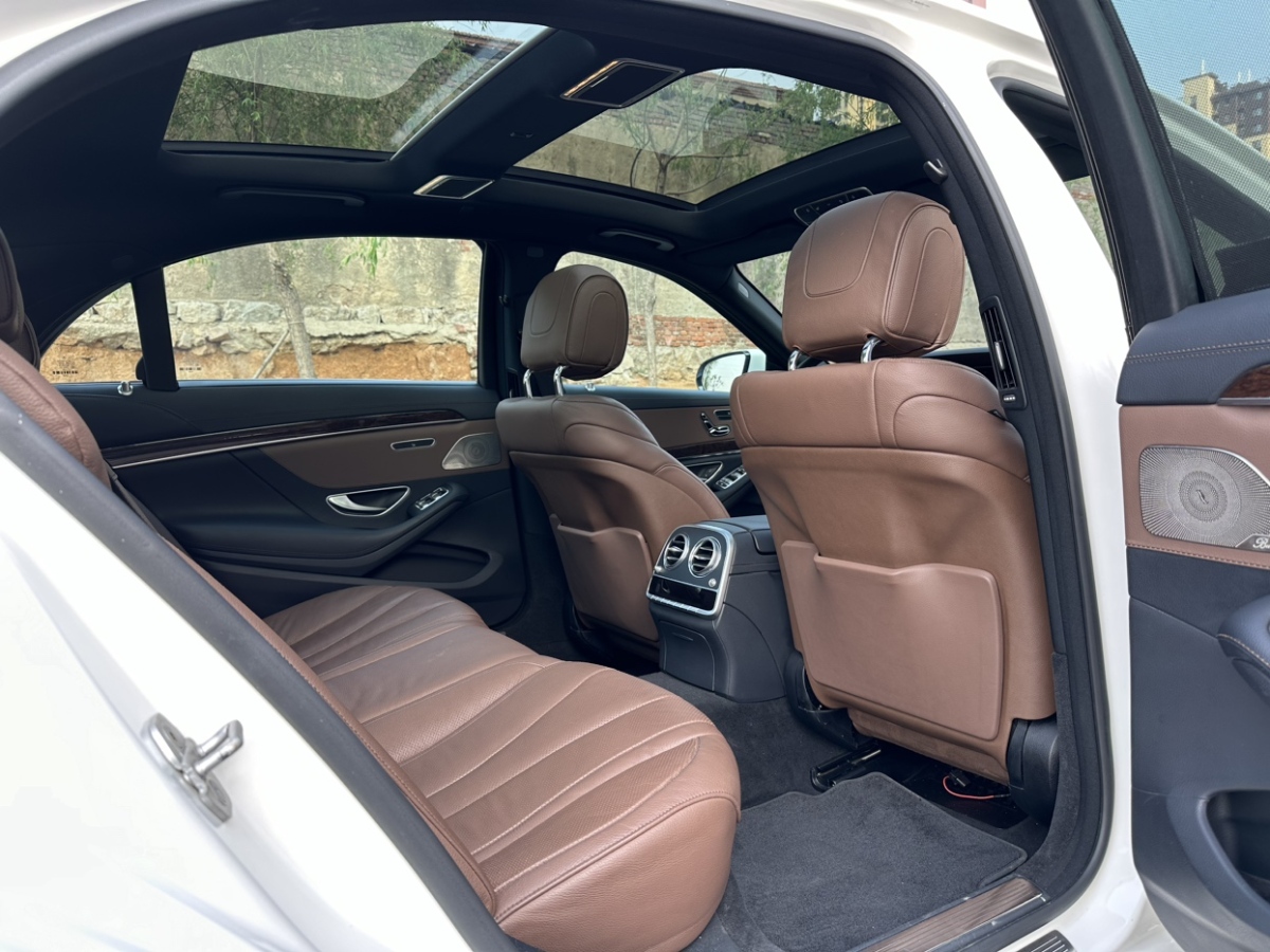 2015年5月奔驰 奔驰S级  2014款 S 320 L 商务型