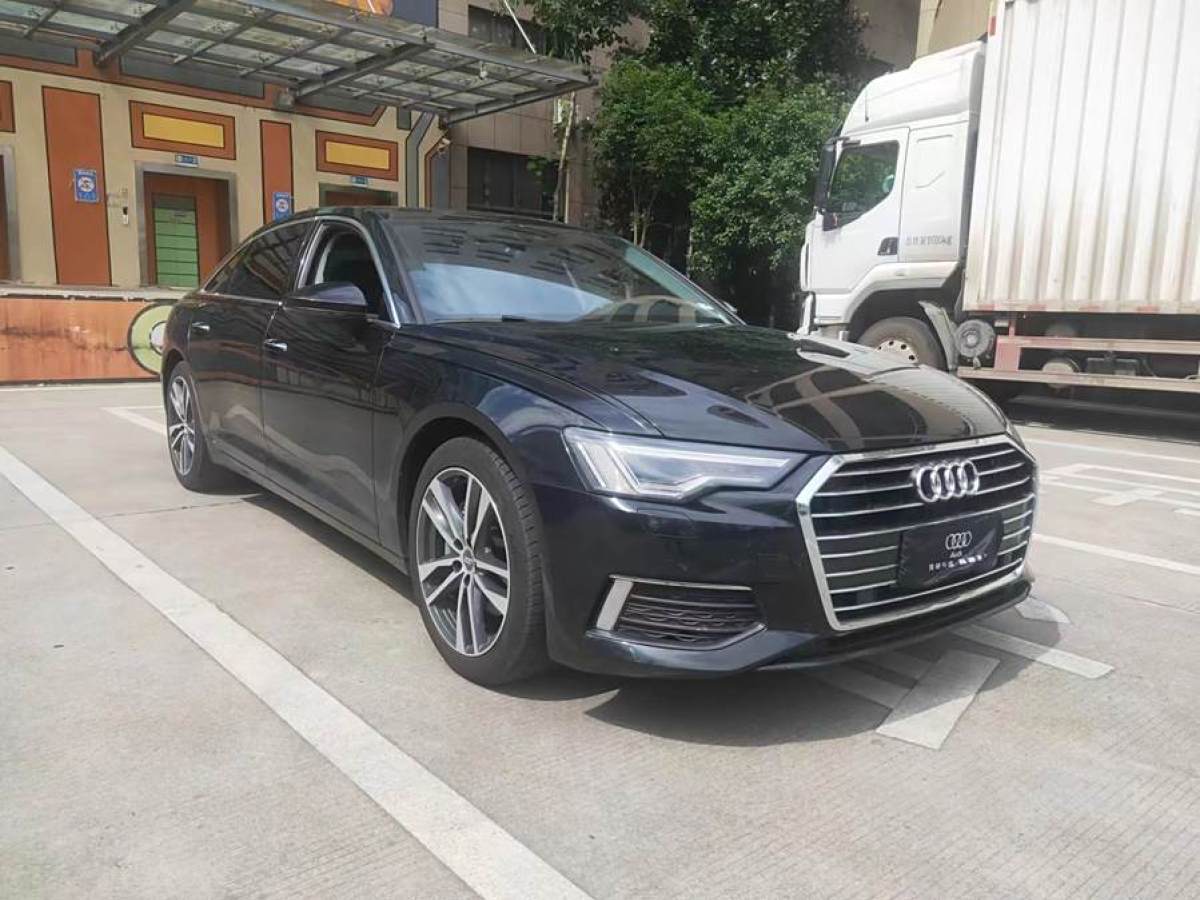 奧迪 奧迪A6L  2019款 40 TFSI 豪華動感型圖片