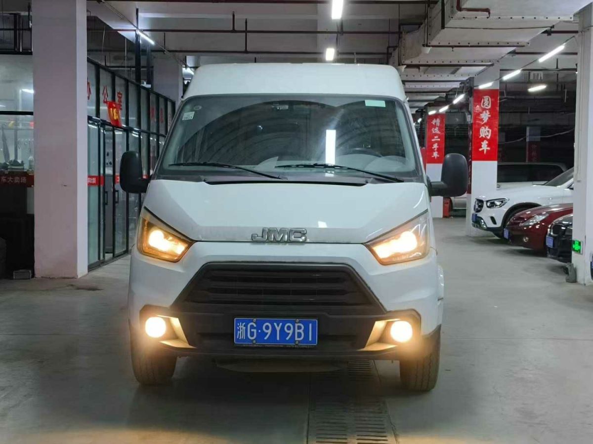 江鈴 特順  2021款 2.8T BUS加長(zhǎng)軸17座柴油國(guó)VI JX493圖片