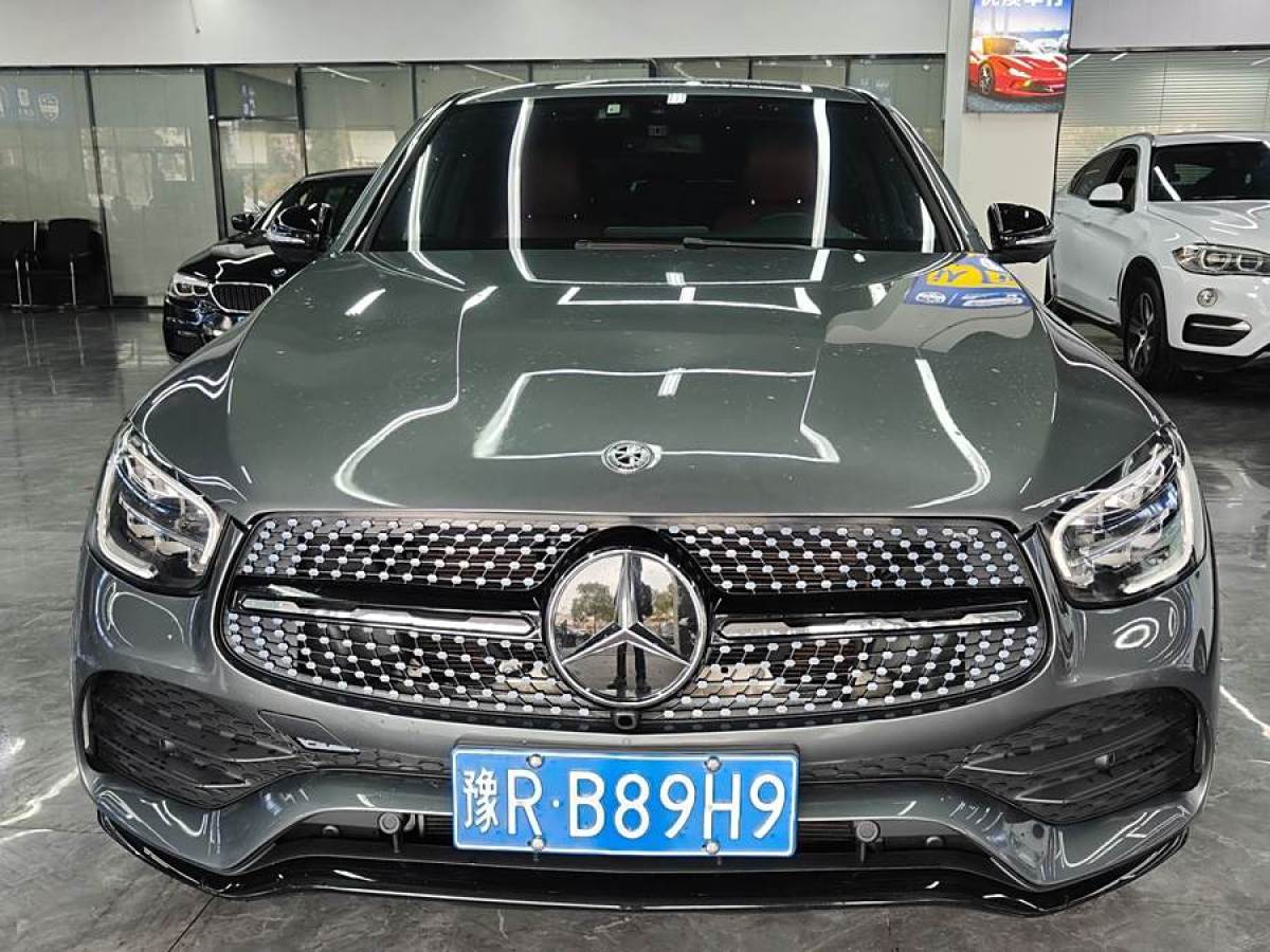 奔馳 奔馳GLC  2022款 改款 GLC 260 4MATIC 轎跑SUV圖片