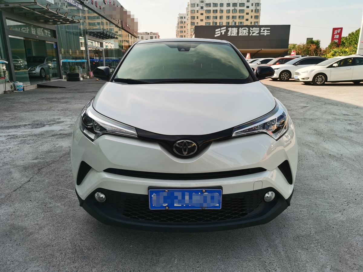 2021年5月豐田 C-HR  2020款 2.0L 領(lǐng)先版