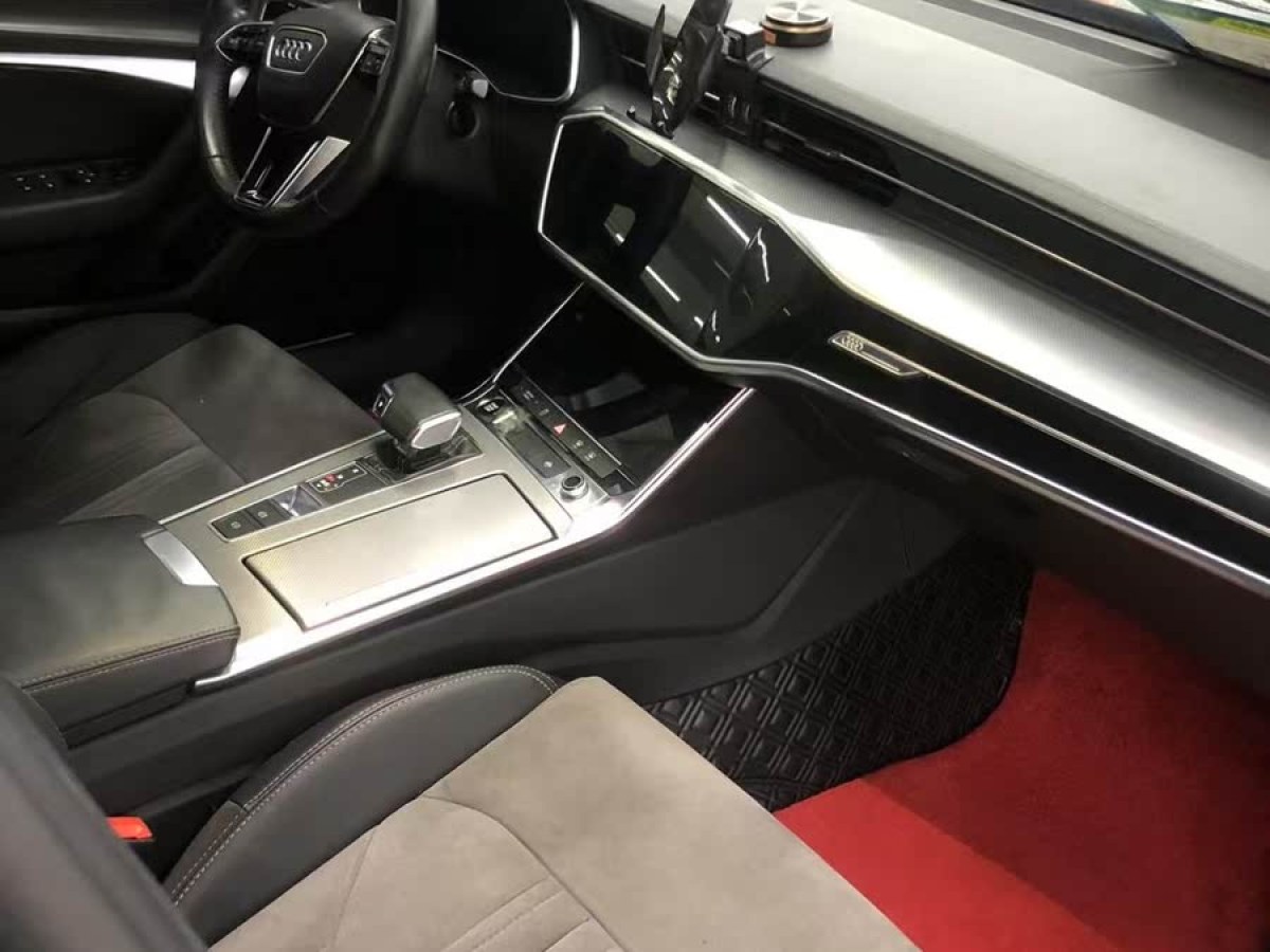 奧迪 奧迪A6L  2021款 45 TFSI 臻選動感型圖片