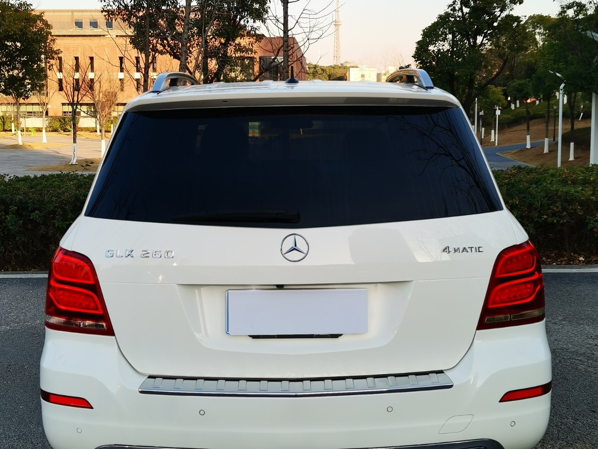 奔馳 奔馳GLK級(jí)  2015款 GLK 260 4MATIC 動(dòng)感型 極致版圖片