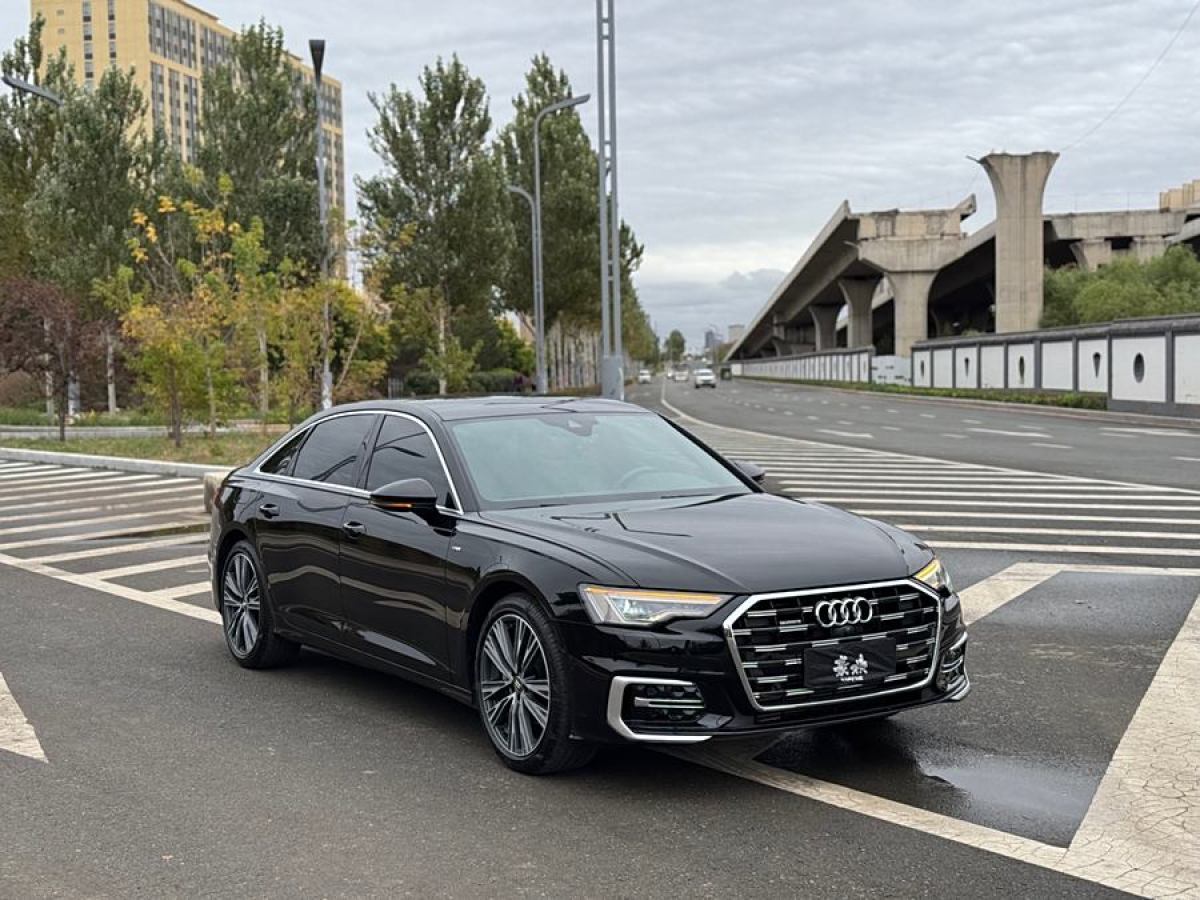 奧迪 奧迪A6L  2021款 45 TFSI quattro 臻選動(dòng)感型圖片