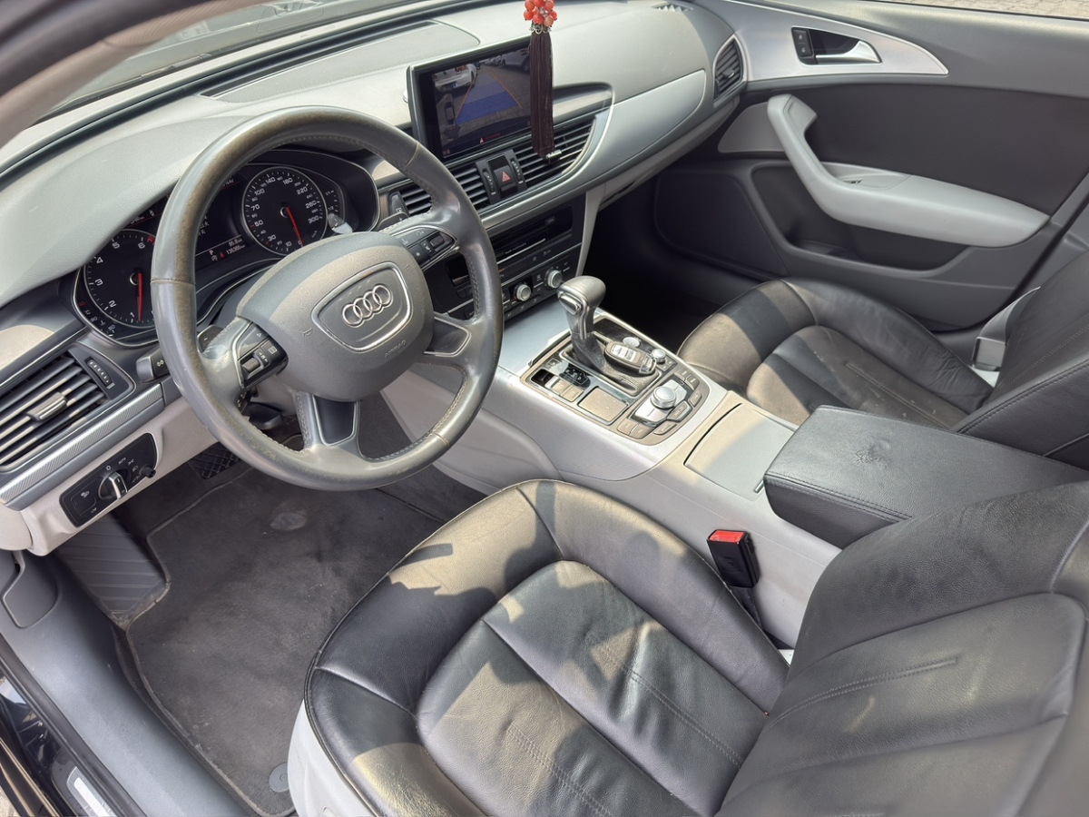 奧迪 奧迪A6L  2015款 TFSI 百萬(wàn)紀(jì)念智領(lǐng)型圖片