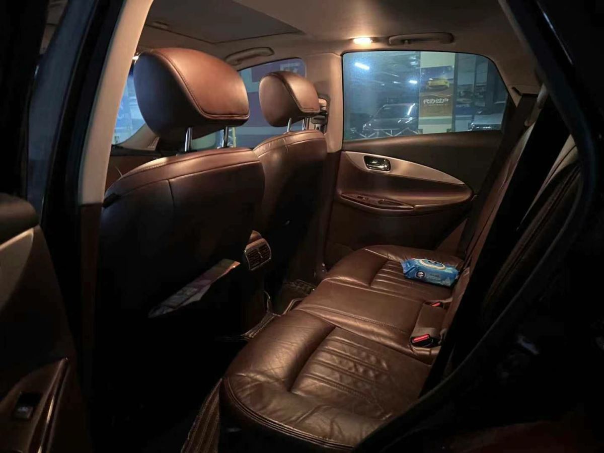 英菲尼迪 QX  2014款 QX60 2.5L HYBRID CVT 全能版圖片