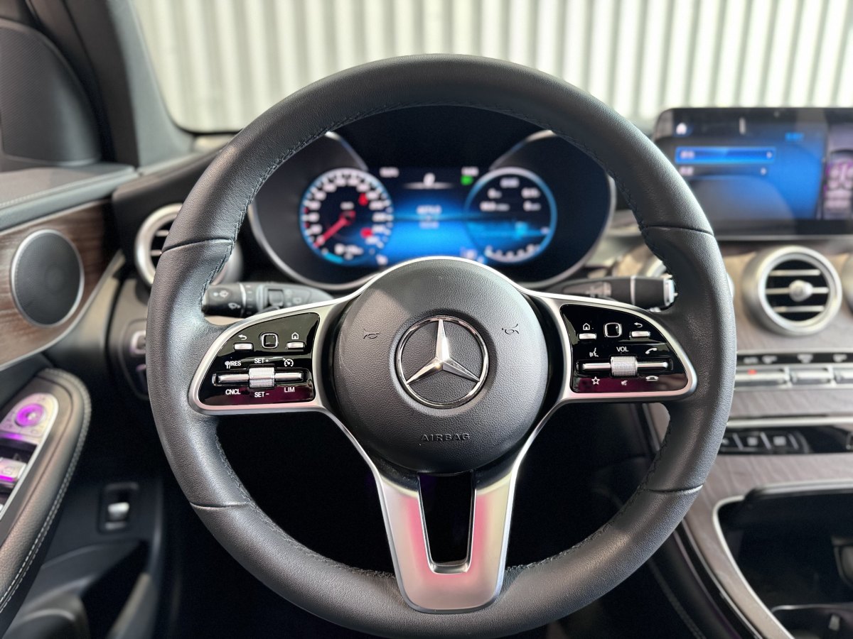 奔馳 奔馳GLC  2018款 改款 GLC 260 4MATIC 豪華型圖片
