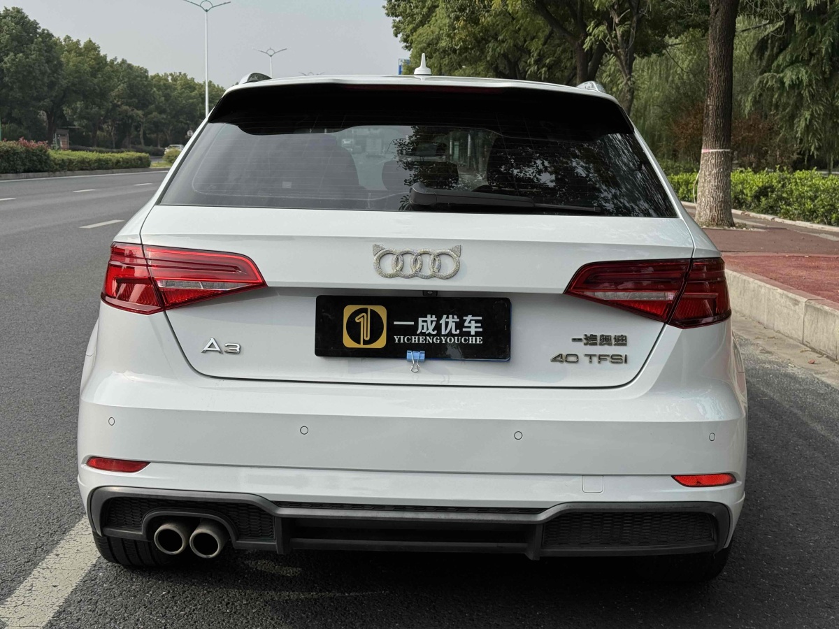 奧迪 奧迪A3  2017款 Sportback 40 TFSI 運(yùn)動(dòng)型圖片