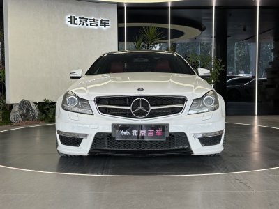 2013年7月 奔馳 奔馳C級(jí)AMG AMG C 63 Coupe 動(dòng)感型圖片