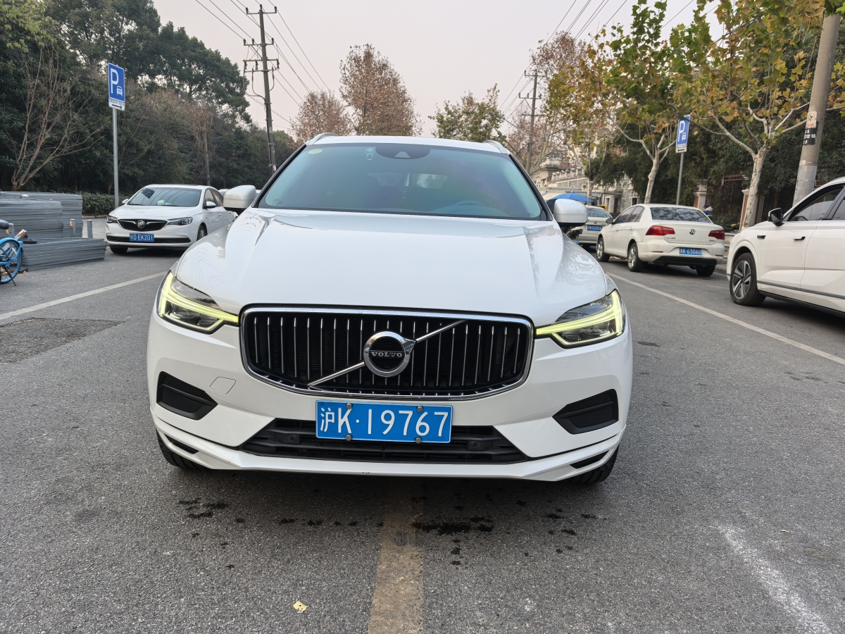 沃爾沃 XC60  2019款 T5 四驅(qū)智遠(yuǎn)版圖片