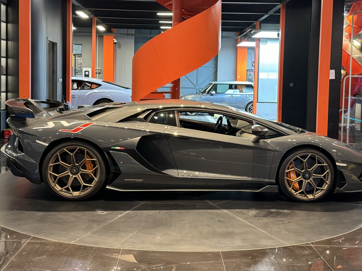 蘭博基尼 Aventador  2019款 Aventador SVJ圖片