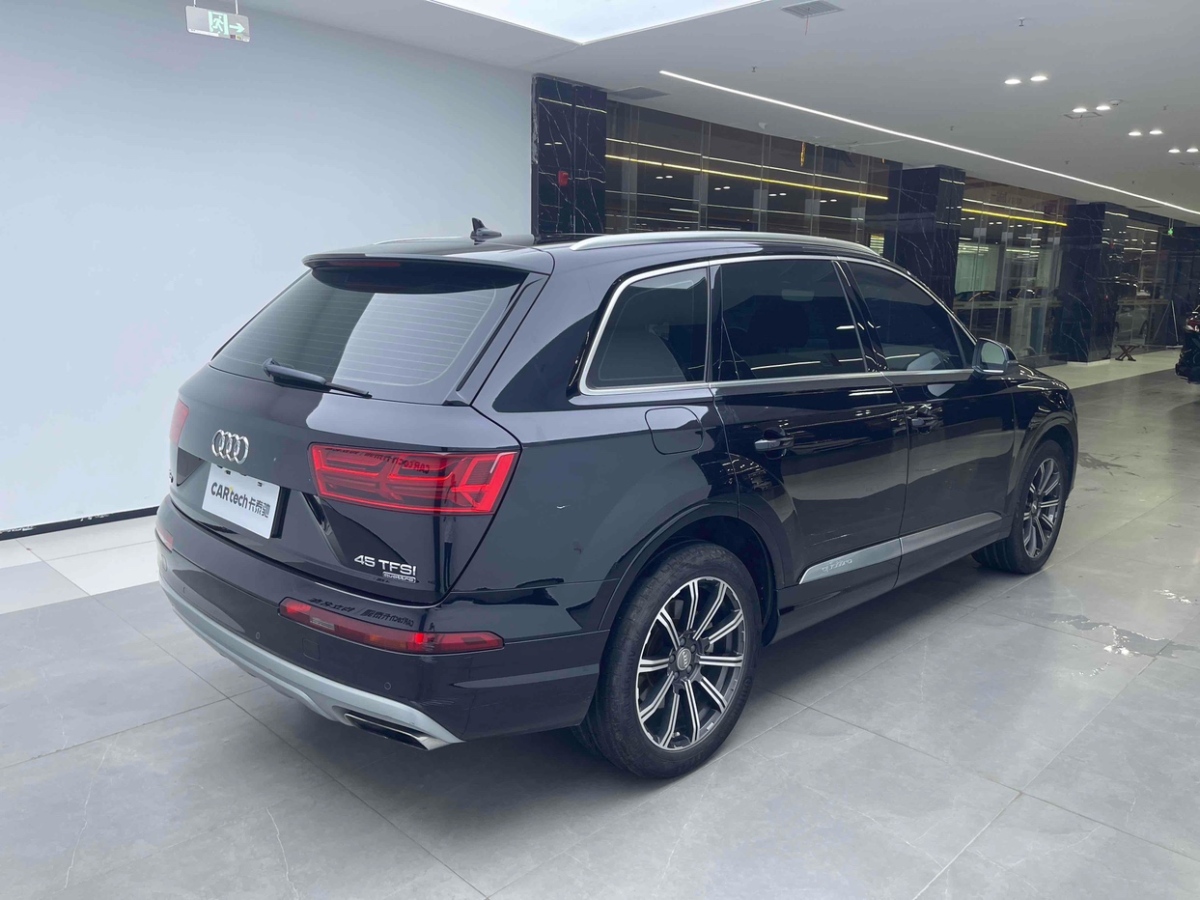 奧迪Q7 2016款 45 TFSI 技術(shù)型圖片