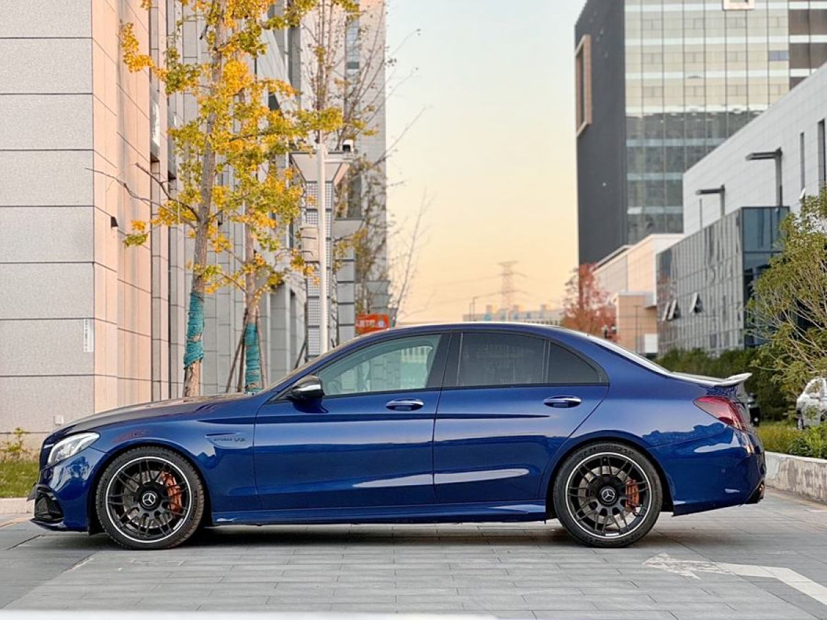 奔馳 奔馳C級(jí)AMG  2015款 AMG C 63圖片