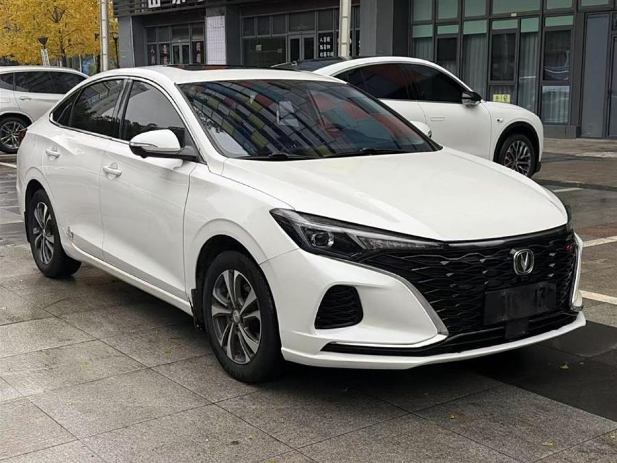 長(zhǎng)安 逸動(dòng)  2021款 PLUS 藍(lán)鯨NE 1.4T GDI DCT旗艦型圖片